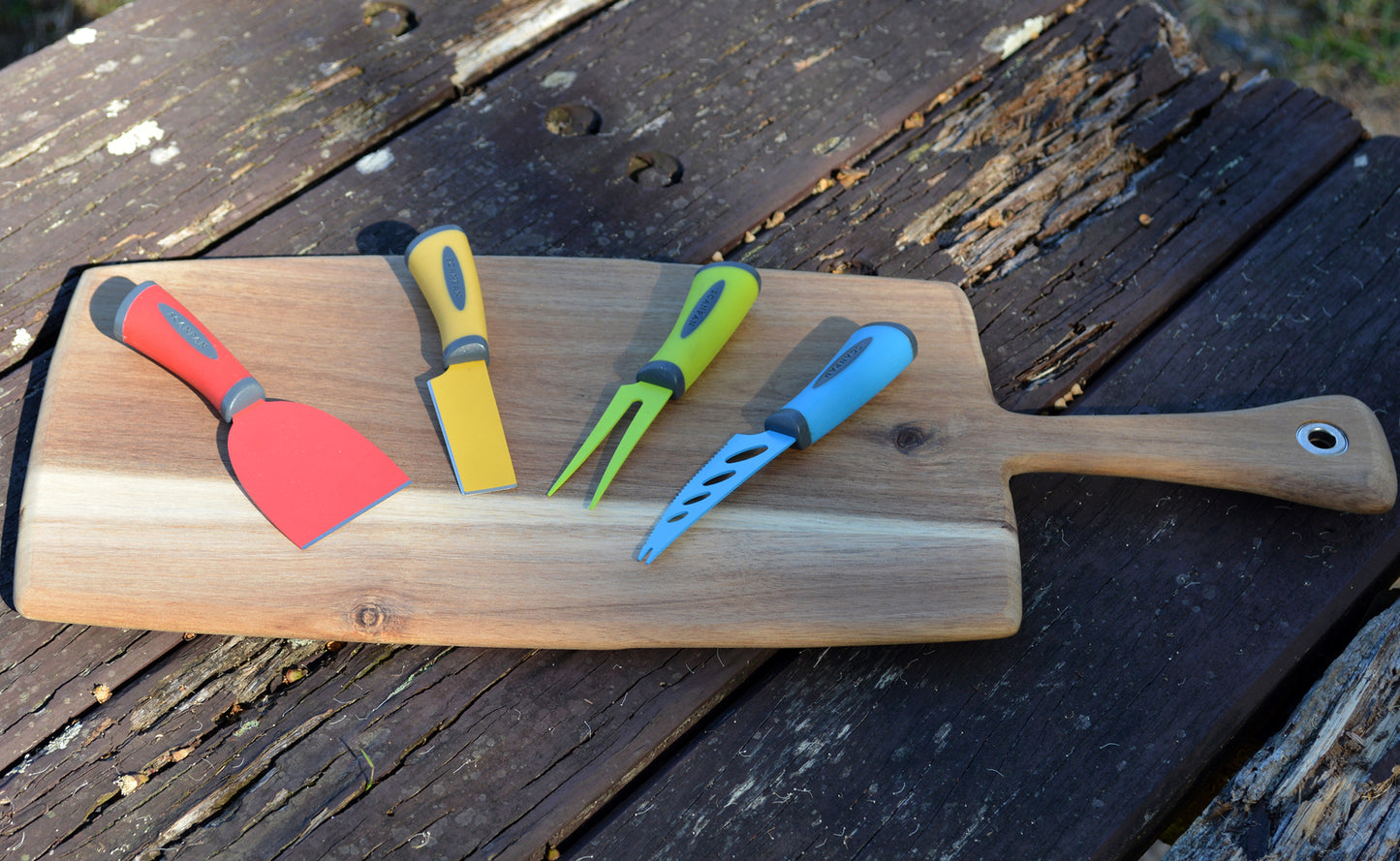 Peer Sorensen Cheese Board & Scanpan Cheese Knife Set