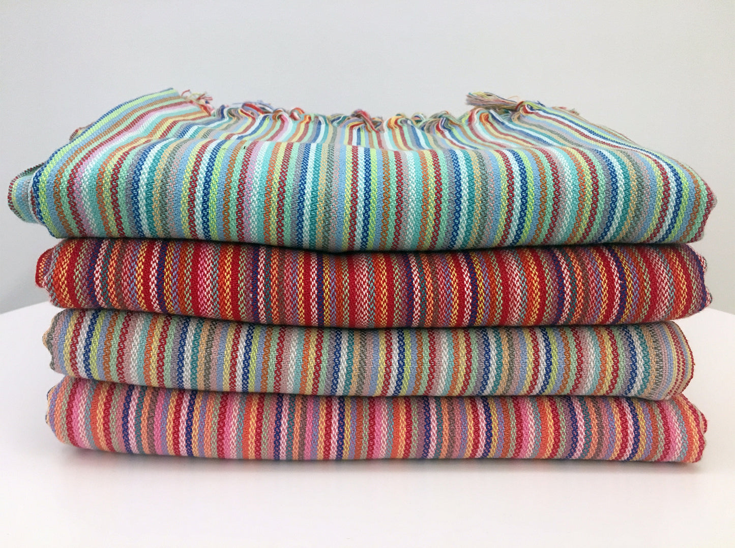 Compact Lifestyle Beach Party Turkish Towel – Copacabana
