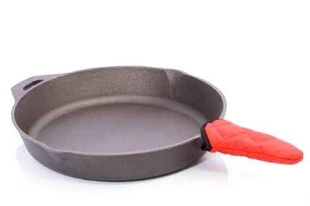 Cast Iron Round Frypan with Handle Mitt - 33cm Diameter