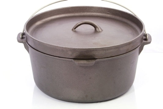 Cast Iron Round Camp Oven With Lipped Lid - 9QT