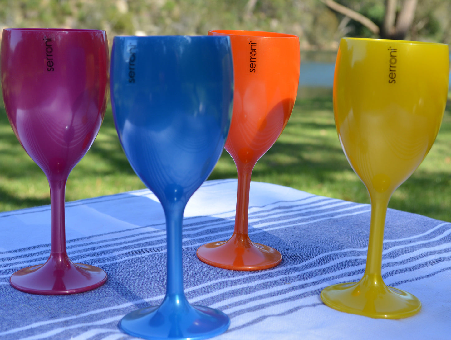 Serroni Carnivale 4 Piece Wine Set - Mixed 300ml