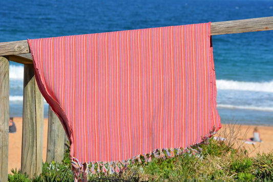 Compact Lifestyle Beach Party Turkish Towel – Cancun