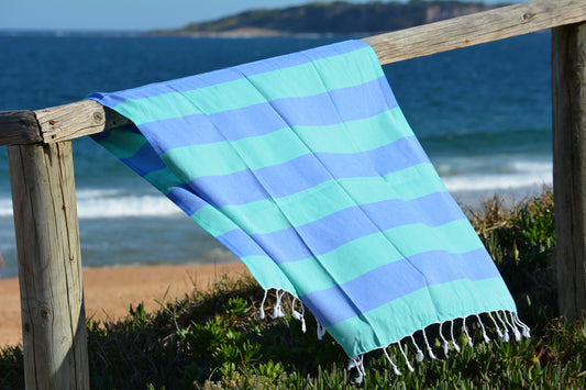Compact Lifestyle Beach Daze Turkish Towel – Green/Blue